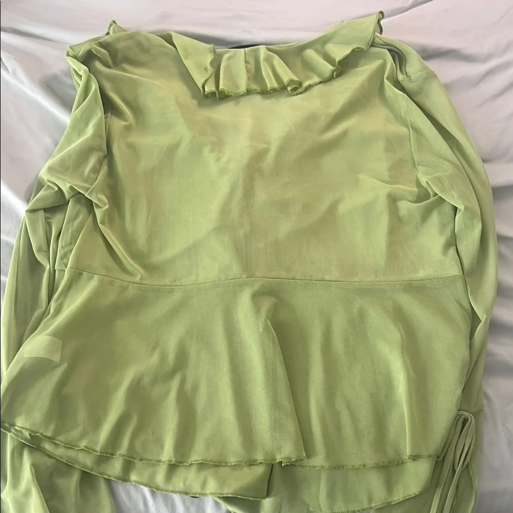 Green Ruffled Women's Top - Picture 3 of 3